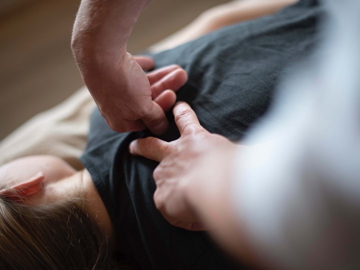 Neck & Shoulder Massages (All Hubs except Kensington)